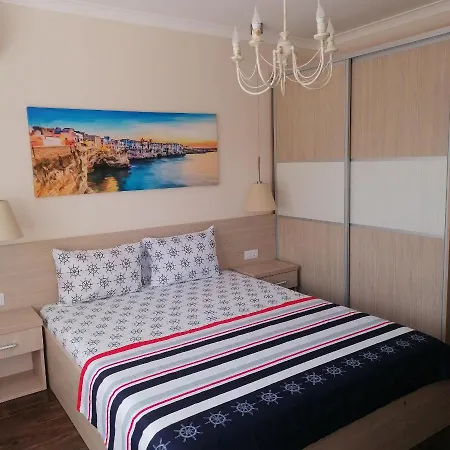 Dona Apartment